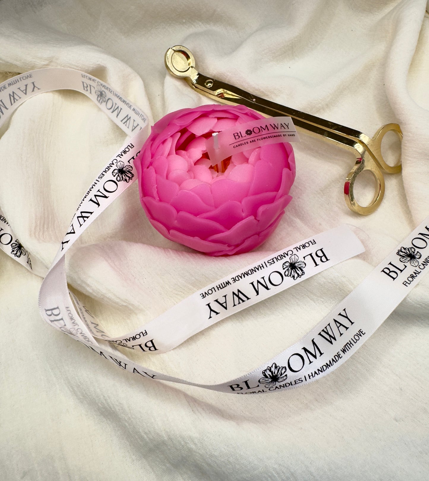 Soft Blush Peony Candle (Gift Wrapped)